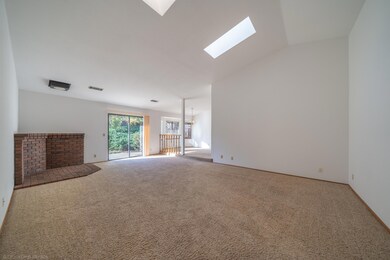 4415 Moyvane Dr-10