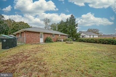 510 Oakland Ave, Berlin, NJ 08009 - photo 3