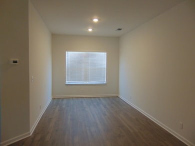 Family gatherings, and friendly parties can all be held at this dining room