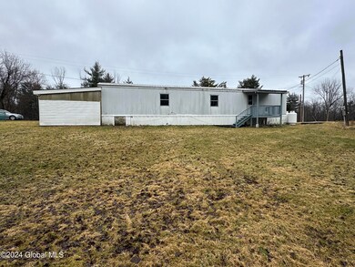 32 Scott St, Hoosick Falls, NY 12090 - photo 3