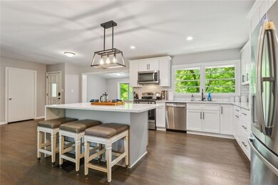 1507 Lively Ridge Rd NE, Atlanta, GA 30329 - photo 4