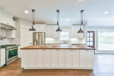 1308 Bayou Oak Dr, Friendswood, TX 77546 - photo 6