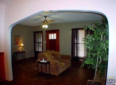 1945 SW Randolph Ave, Topeka, KS 66604 - photo 4