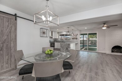13-Dining Room