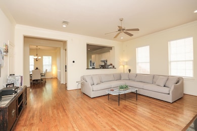 3130 Heritage Creek Terrace, Houston, TX 77008 - photo 6