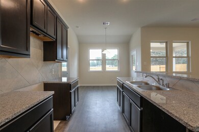 10719 Nyla Spring St, Houston, TX 77016 - photo 6