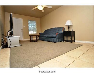 1615 Southwest Pkwy, College Station, TX 77840 - photo 5