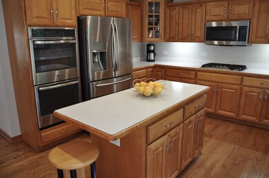 Nearly new stainless appliances: double ovens, fre