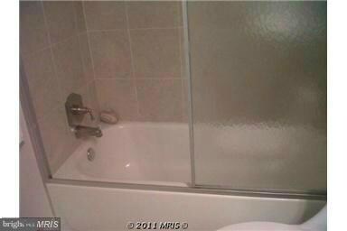 1952 Kennedy Dr unit 201, McLean, VA 22102 - photo 5