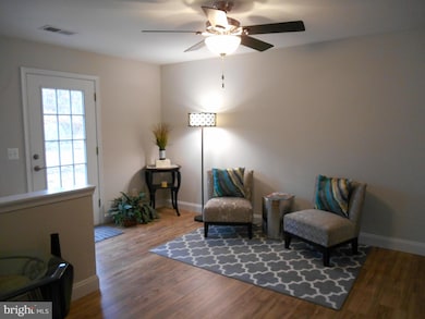 5236 Colebrook Dr, La Plata, MD 20646 - photo 6