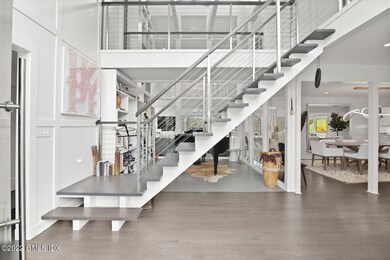 10 Ricki-Beth Ln, Old Greenwich, CT 06870 - photo 2