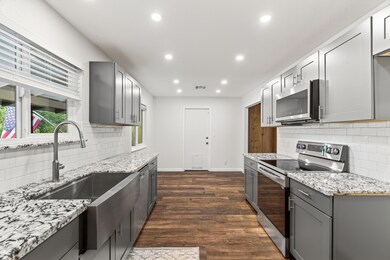 8500 Copper Dr, Redding, CA 96001 - photo 7