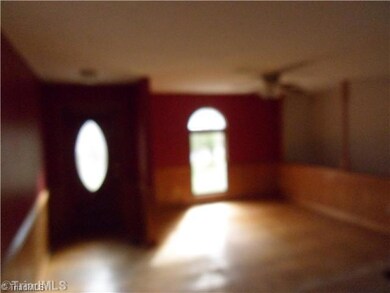 940 Greenleaf Acres Dr, Asheboro, NC 27205 - photo 2