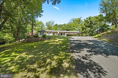 7804 Horseshoe Ct, Frederick, MD 21701 - photo 3