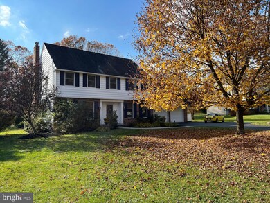 34 Sunnybrook Dr, Doylestown, PA 18901 - photo 2