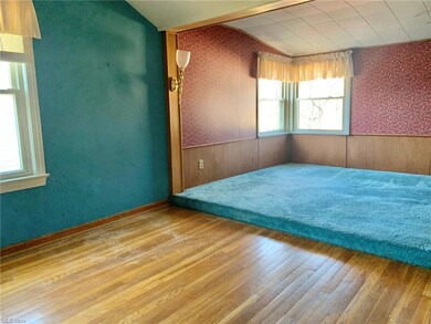 19525 Libby Rd, Maple Heights, OH 44137 - photo 7