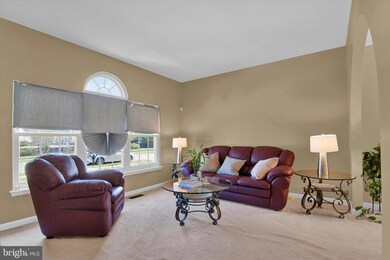 10265 Warfield St, White Plains, MD 20695 - photo 5