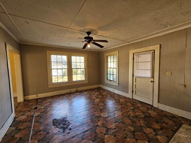 513 E Lee St, Dawson, GA 39842 - photo 3