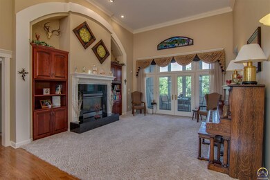 4628 SW Moundview Dr, Topeka, KS 66610 - photo 7