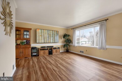 7507 Dover Ln, Lanham, MD 20706 - photo 7