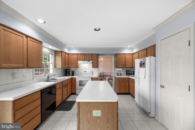 2805 Covent Garden Terrace, Olney, MD 20832 - photo 4