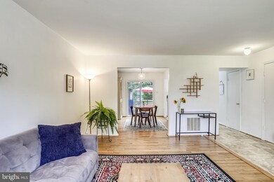 17748 Chipping Ct, Olney, MD 20832 - photo 7