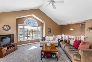 1404 Woodfield Ln, Zeeland, MI 49464 - photo 3