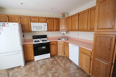 Eat In Kitchen