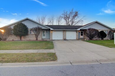 2624 Morningside Dr, Crown Point, IN 46307 - photo 2