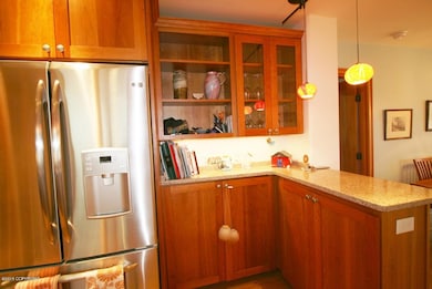135 e11th3