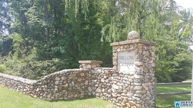 2136 Greendale Cir, Birmingham, AL 35215 - photo 4