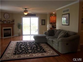 865 N Fork Dr, Easton, PA 18040 - photo 4