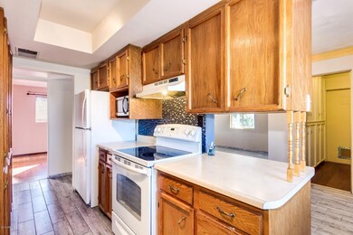 2218 N 35th St, Phoenix, AZ 85008 - photo 7