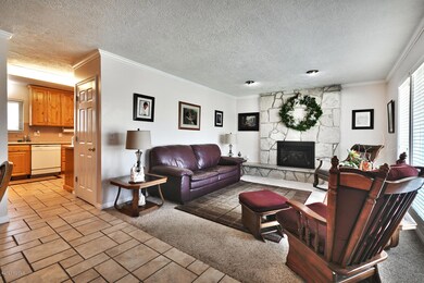 1489 E Verde Cir, Sandy, UT 84093 - photo 3