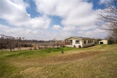 6899 N 19th Ave W, Newton, IA 50208 - photo 2