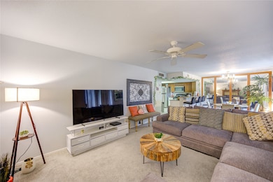 14911 Wunderlich Dr unit 413, Houston, TX 77069 - photo 5