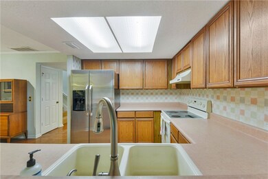 335 Brockinton Marsh, Saint Simons Island, GA 31522 - photo 4