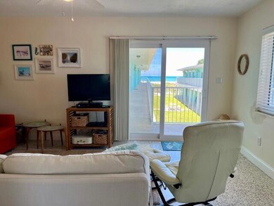 Relax and watch a show or the Ocean