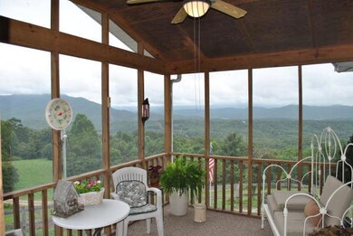Screened Porch a