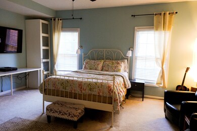 MasterBedroom_002