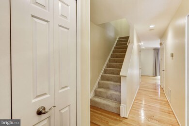 7412 Setting Sun Way, Columbia, MD 21046 - photo 3