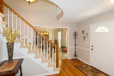 8335 Acuff Ln, Lenexa, KS 66215 - photo 3