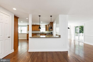 6376 Bright Plume, Columbia, MD 21044 - photo 5