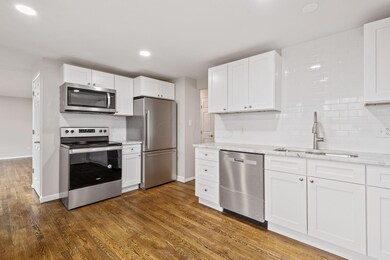 14-web-or-mls-2024-2-15 1403 Archmere Sq