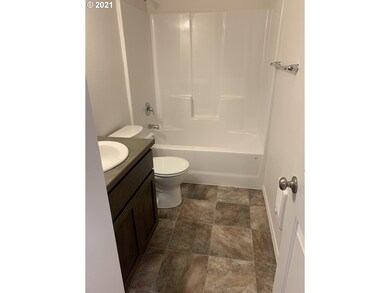 3544 Hickory Ave, Eugene, OR 97401 - photo 4