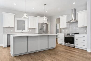 9-web-or-mls-9469 Shoreway Dr, West Oliv