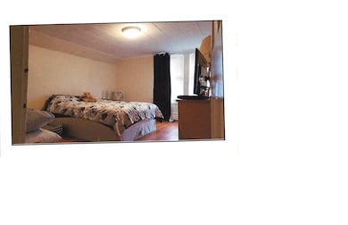 16 Middle St unit 2 UPSTAIRS, Keene, NH 03431 - photo 7