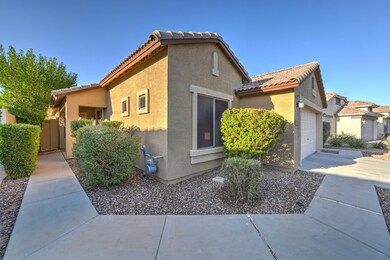 2714 E Carol-3