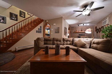 407 S Irving Ave, Scranton, PA 18505 - photo 3