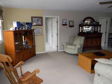 Living Room. Unit 2